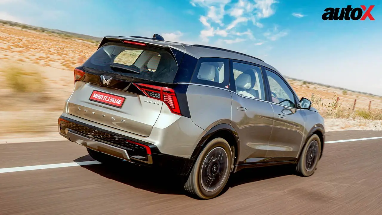 Mahindra XUV 7XO SUV Rear.jpg