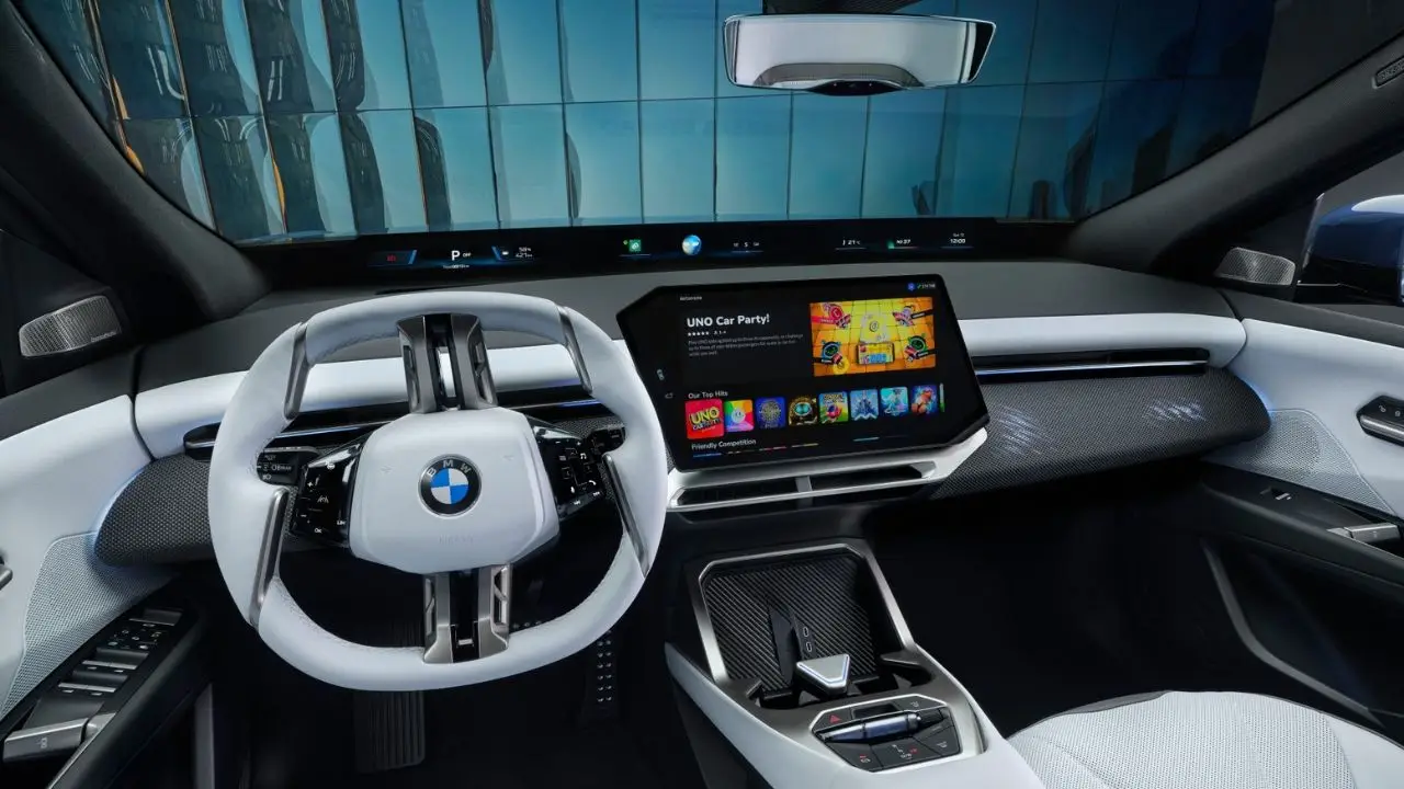 Next-gen BMW iX3 Enhanced In-Car Entertainment 2.jpg