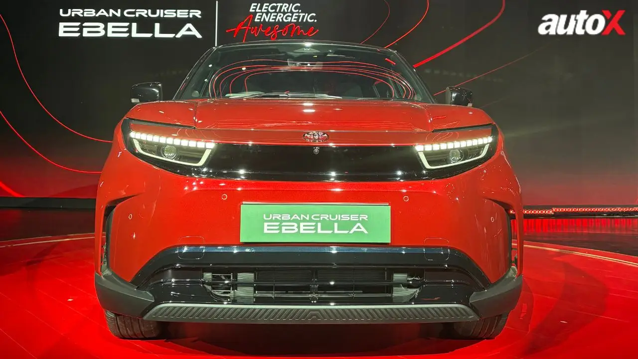 Toyota Urban Cruiser Ebella EV (1).jpg