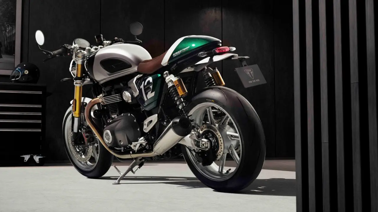 Triumph Speed Twin 1200 Cafe Racer Edition Rear.jpg