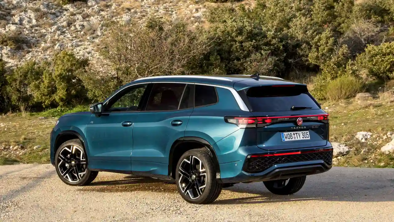 Volkswagen Tayron R-Line Rear.png