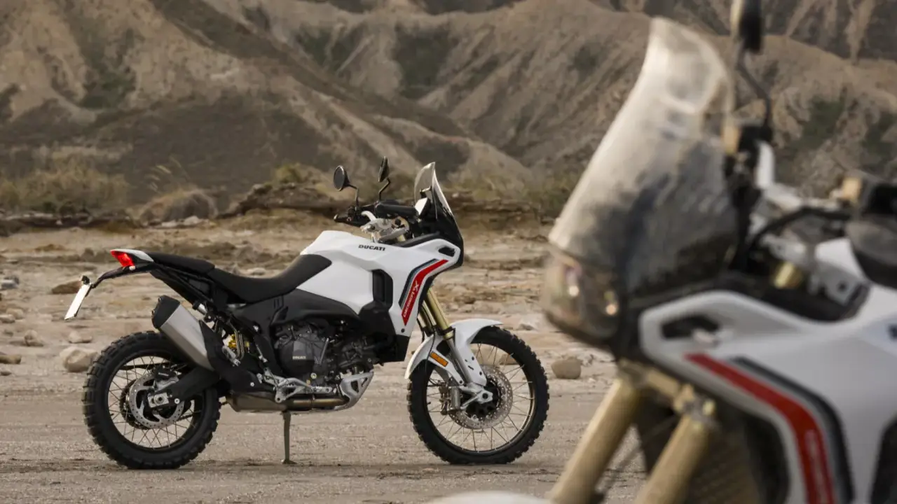 2026 Ducati DesertX (2).png