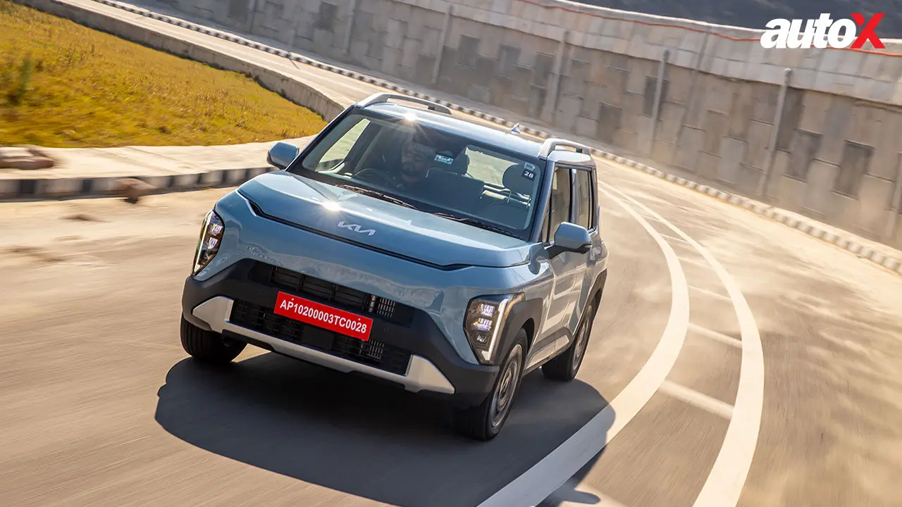 Kia Syros-Front-Three-Quarter.jpg