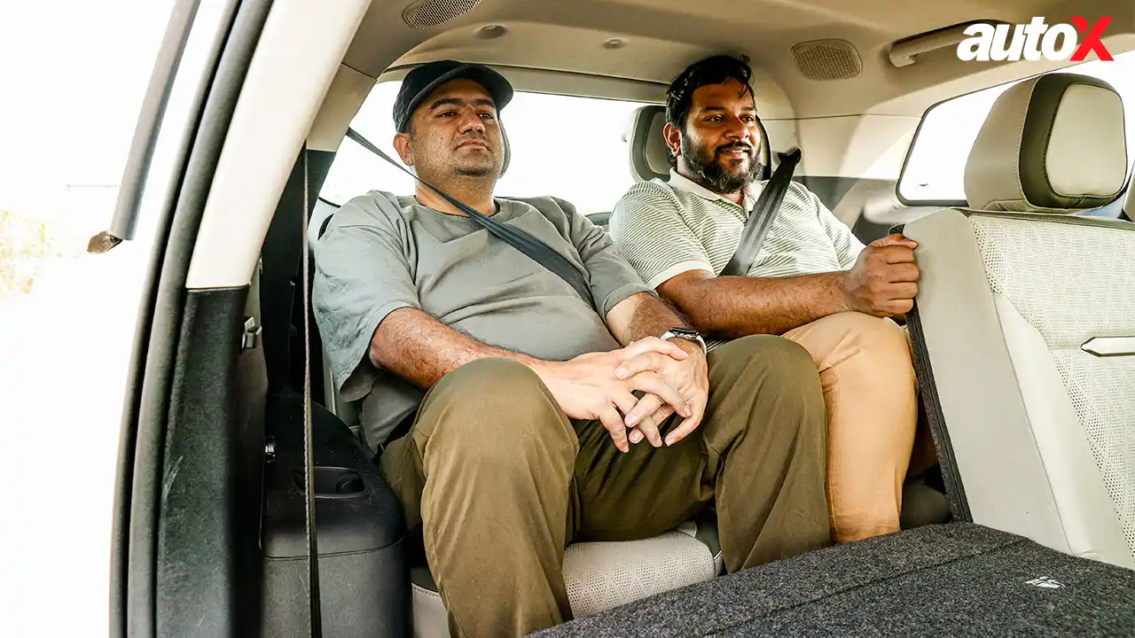 Mahindra XEV 9S-Rear-Seat-Space.jpg