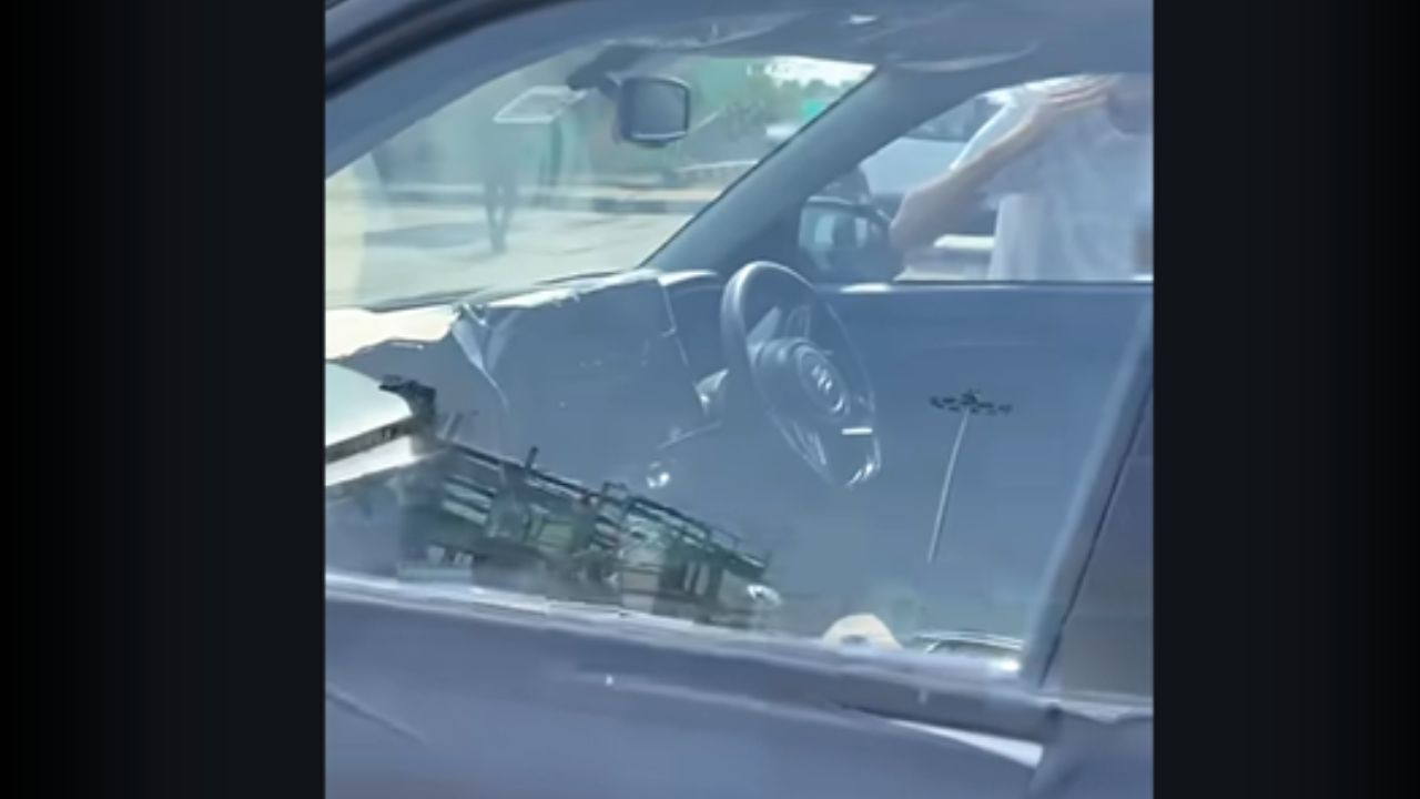 Maruti Suzuki Brezza Facelift Spied Interior.jpg