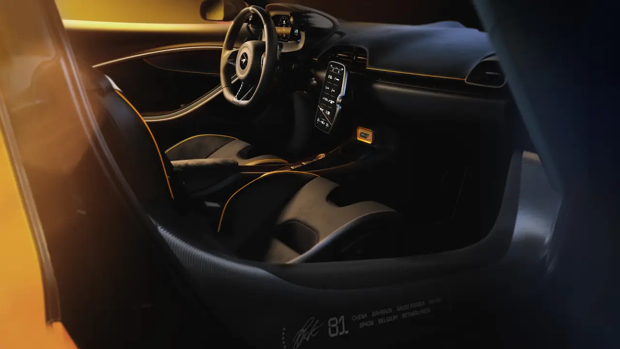 McLaren Artura Spider MCL39 Championship Edition Interior.png