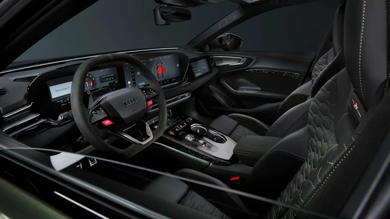 New Audi RS5 Hybrid Interior.png