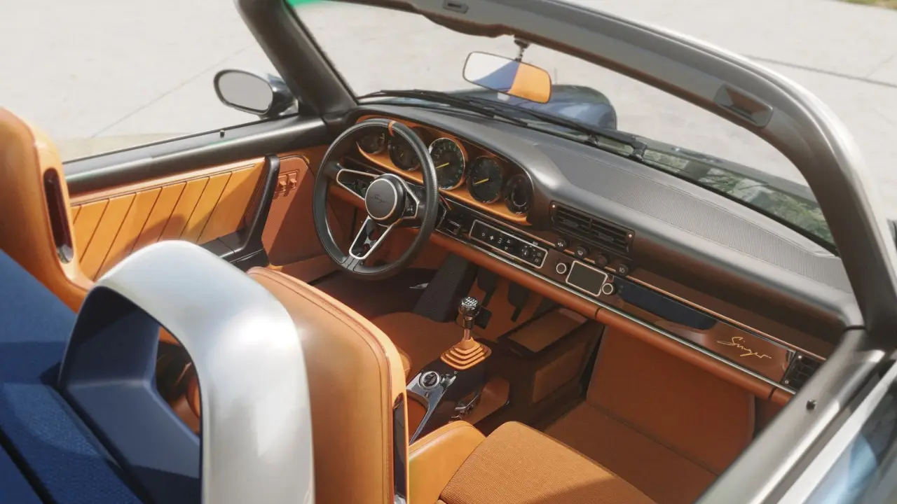Singer Porsche 911 Cabriolet Interior.png