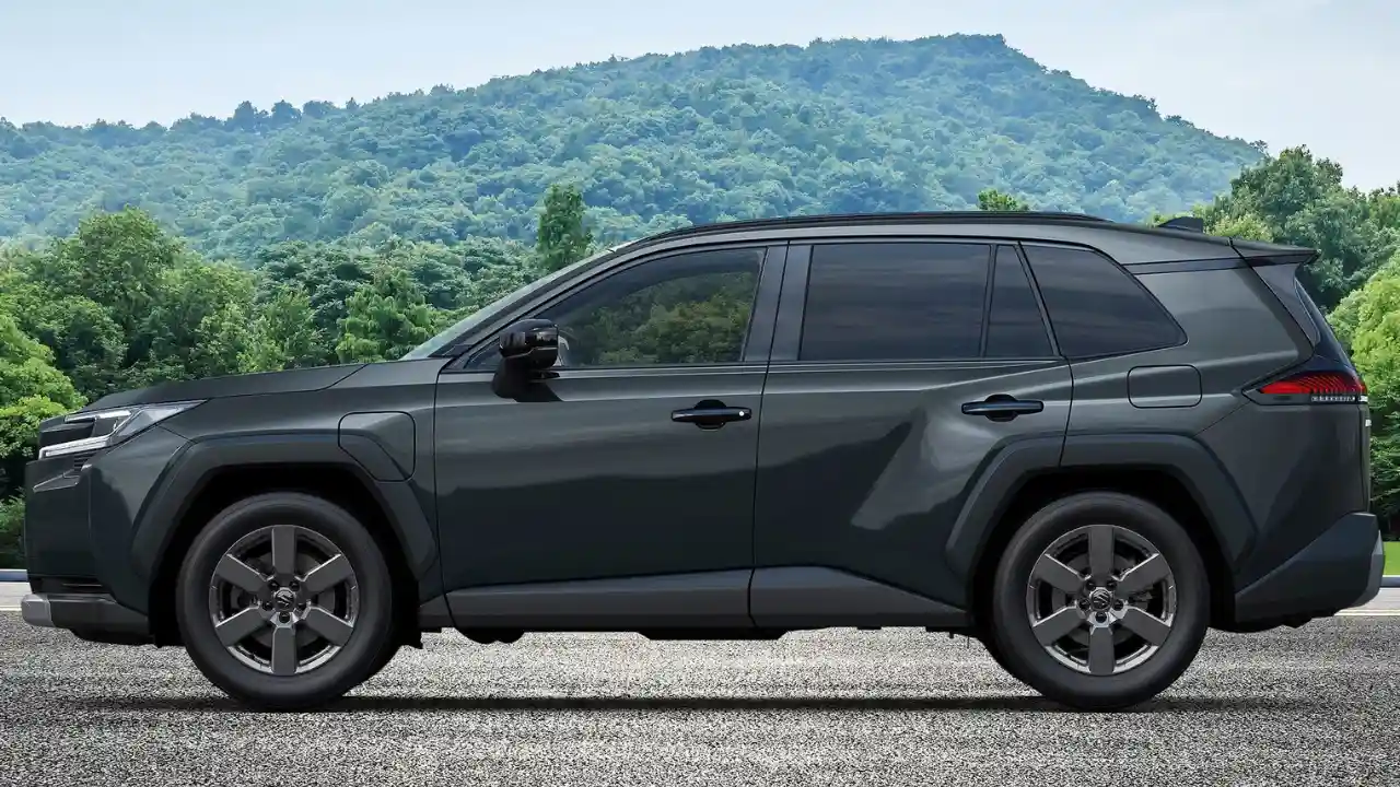 Suzuki Across Side.png