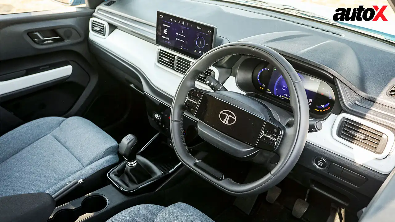 Tata Punch-View-Of-Steering-Console-And-Instrumentation.jpg