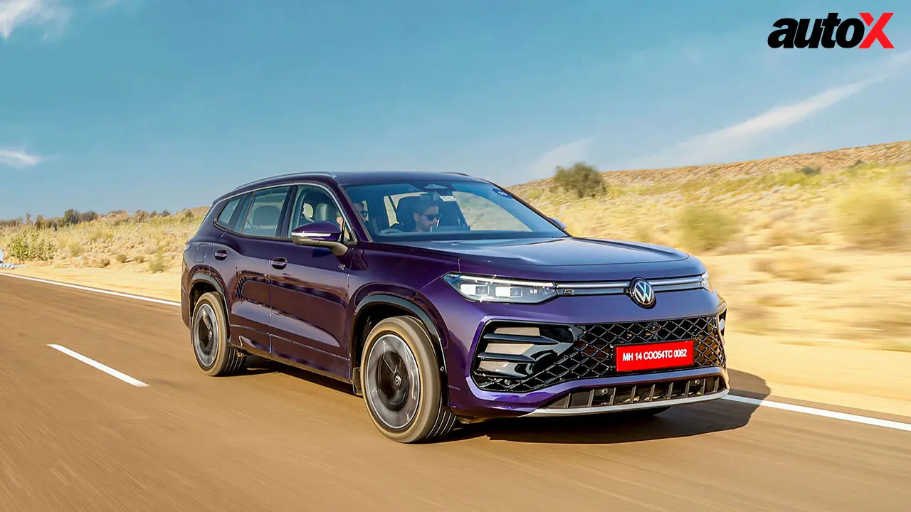 VW Tayron R-Line-Front-Three-Quarter.jpg