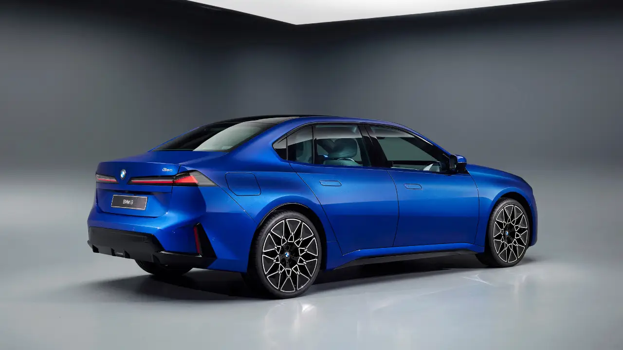 BMW i3 Neue Klasse rear (1).png