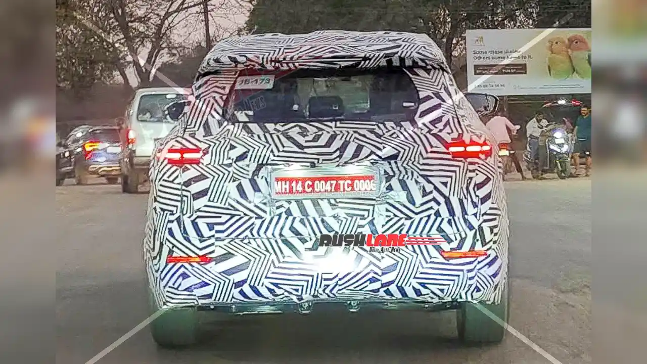 Chery Jaecco J5 Spotted Testing in India.png