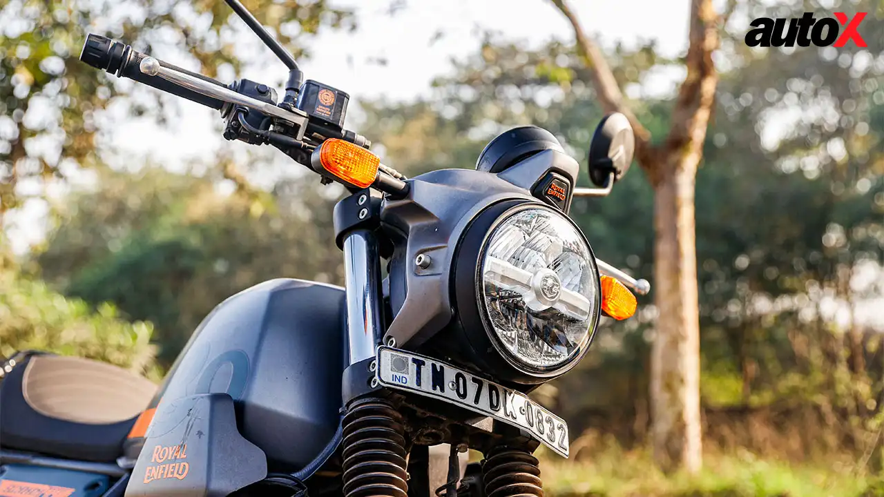 Royal Enfield Scram 440-Headlight.jpg