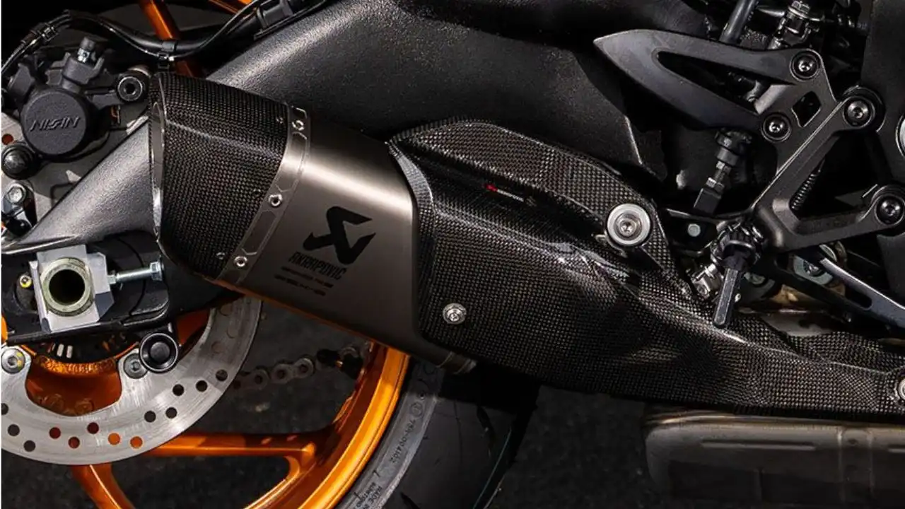 Suzuki Katana Limited Edition Akrapovic exhaust silencer.jpg