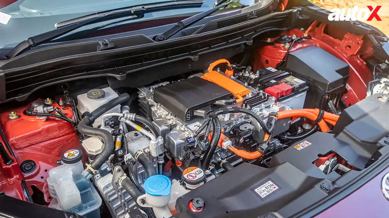 Toyota Urban Cruiser Ebella-Engine-Close-Up.jpg