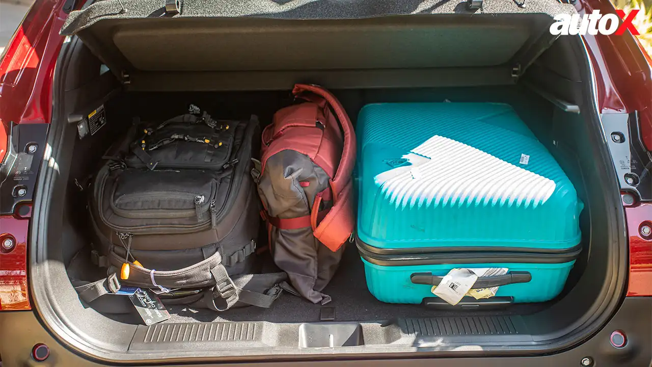 Toyota Urban Cruiser Ebella-Rear-Space.jpg