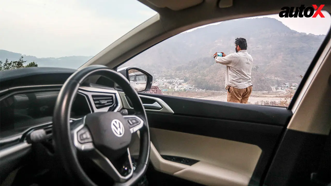 Volkswagen Virtus-steering-wheel.jpg