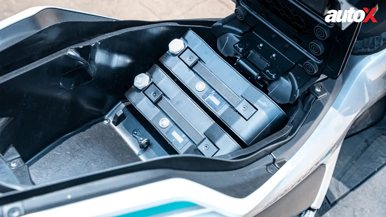 Yamaha Aerox E Batteries.png