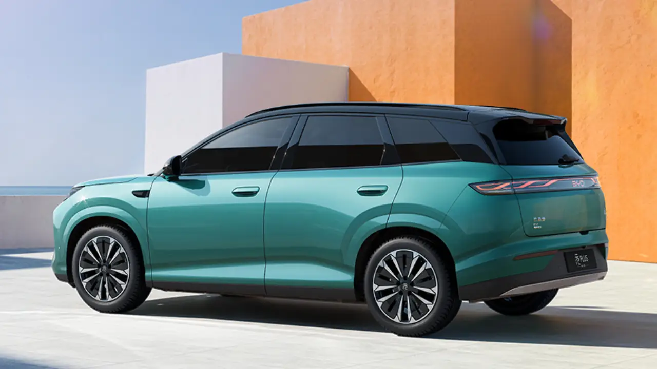 2026 New-Gen BYD Atto 3 EV Rear.png