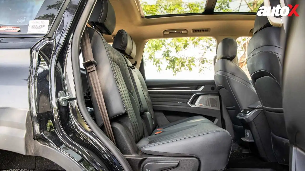 2026_MG_Majestor_Review_autoX_2nd-Row_Seats.jpg