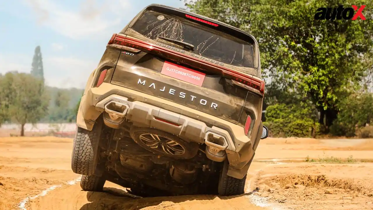 2026_MG_Majestor_Review_autoX_Rear_Off-Road_Axle_Twister.jpg