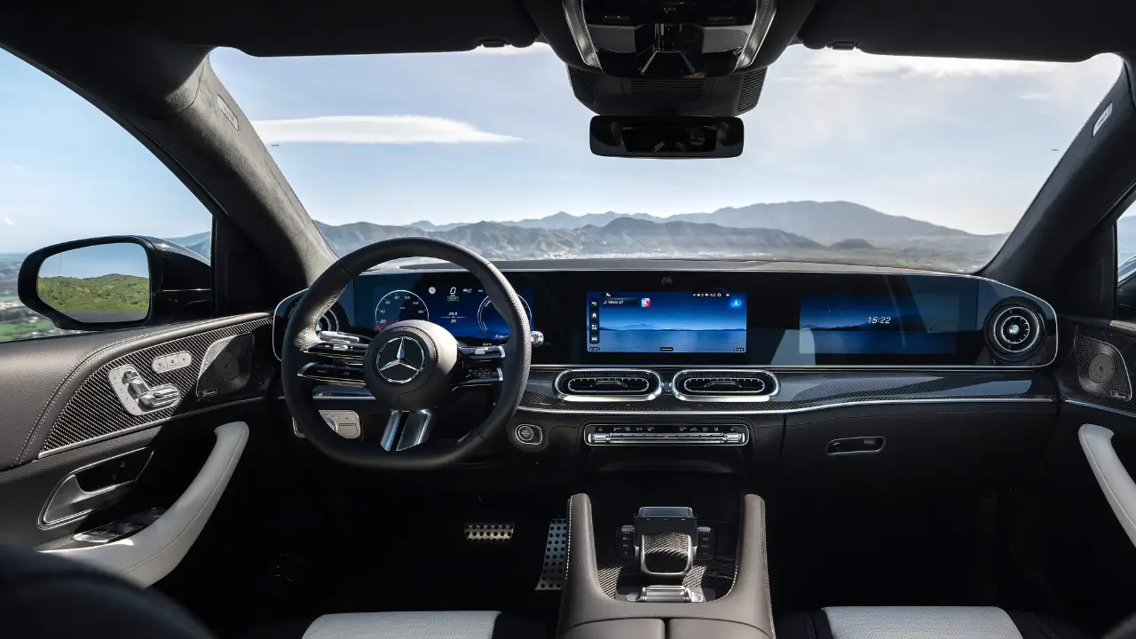 2027 Mercedes-Benz GLE Coupe Interior.png
