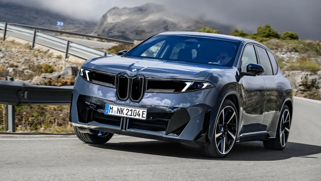 BMW IX3 (1) 1775058983264