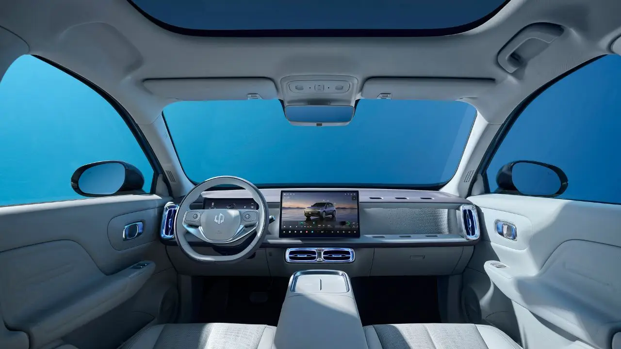 Leapmotor B10 Interior.jpg