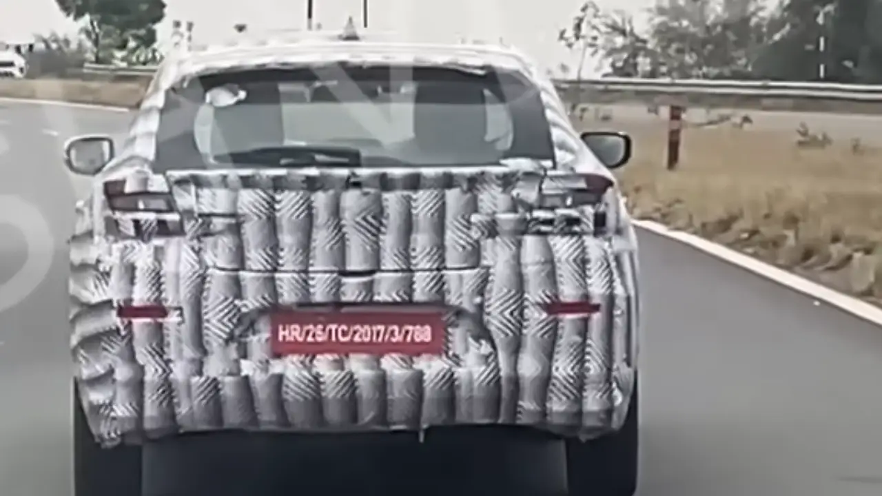 Maruti Suzuki Baleno Rear.png