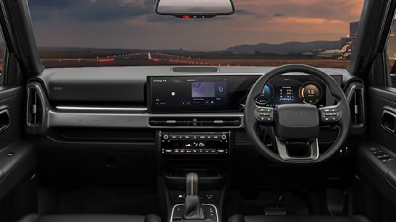 New Hyundai Venue Knight Edition Interior.jpg