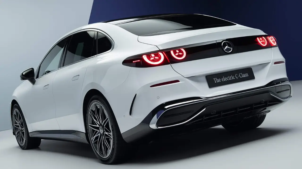 New Mercedes-Benz C-Class Rear .png