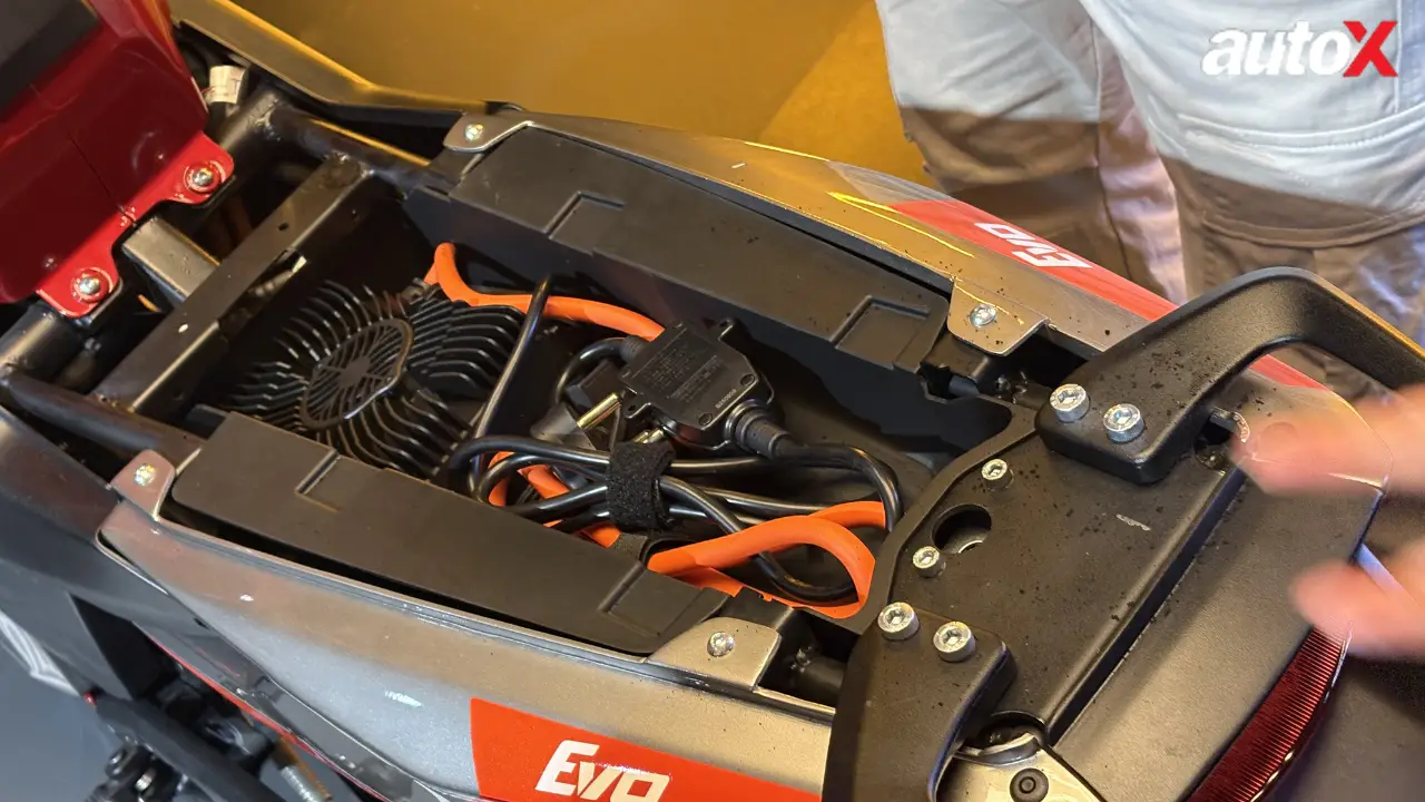 Oben Rorr EVO Electric Motorcycle Underseat Storage (1).png