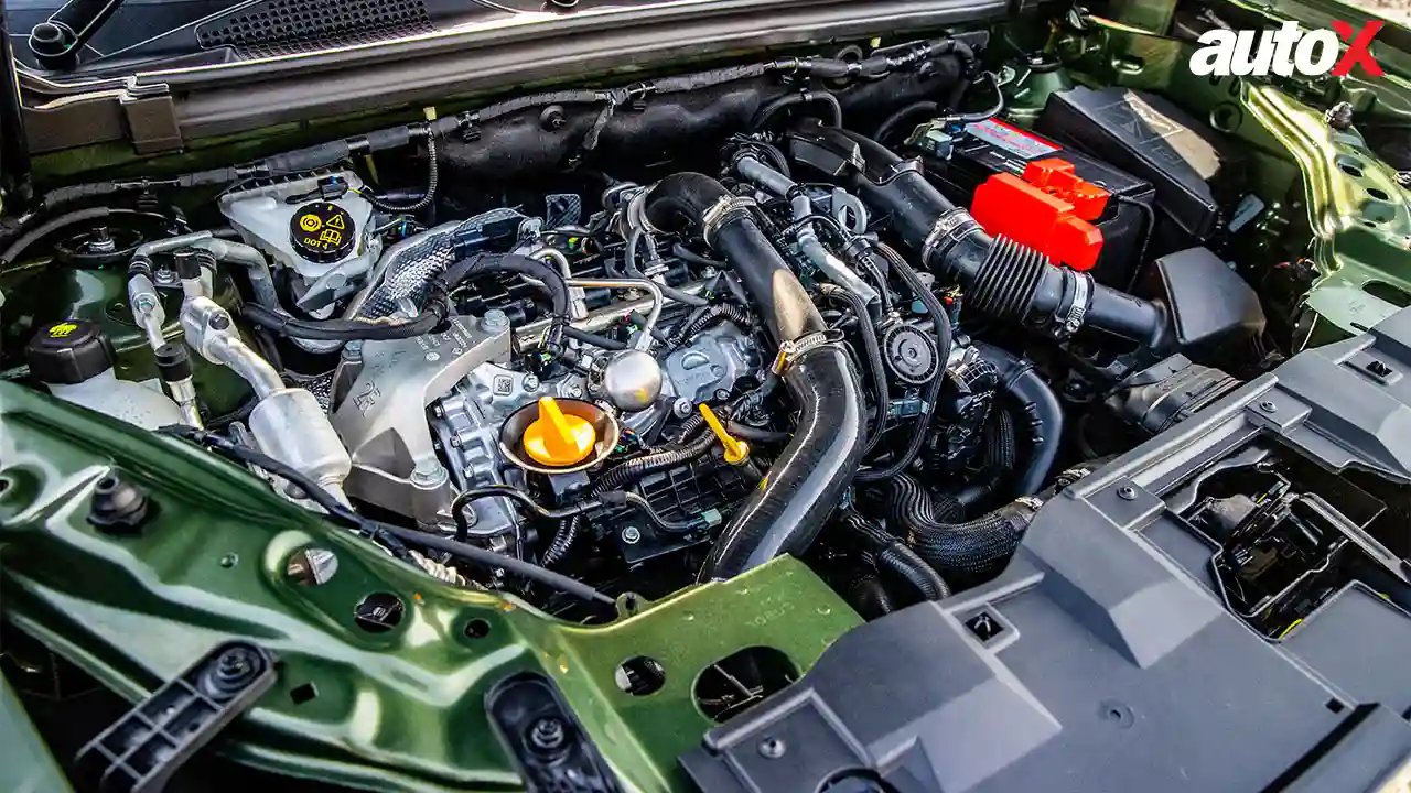 Renault Duster-Engine-Close-Up.jpg