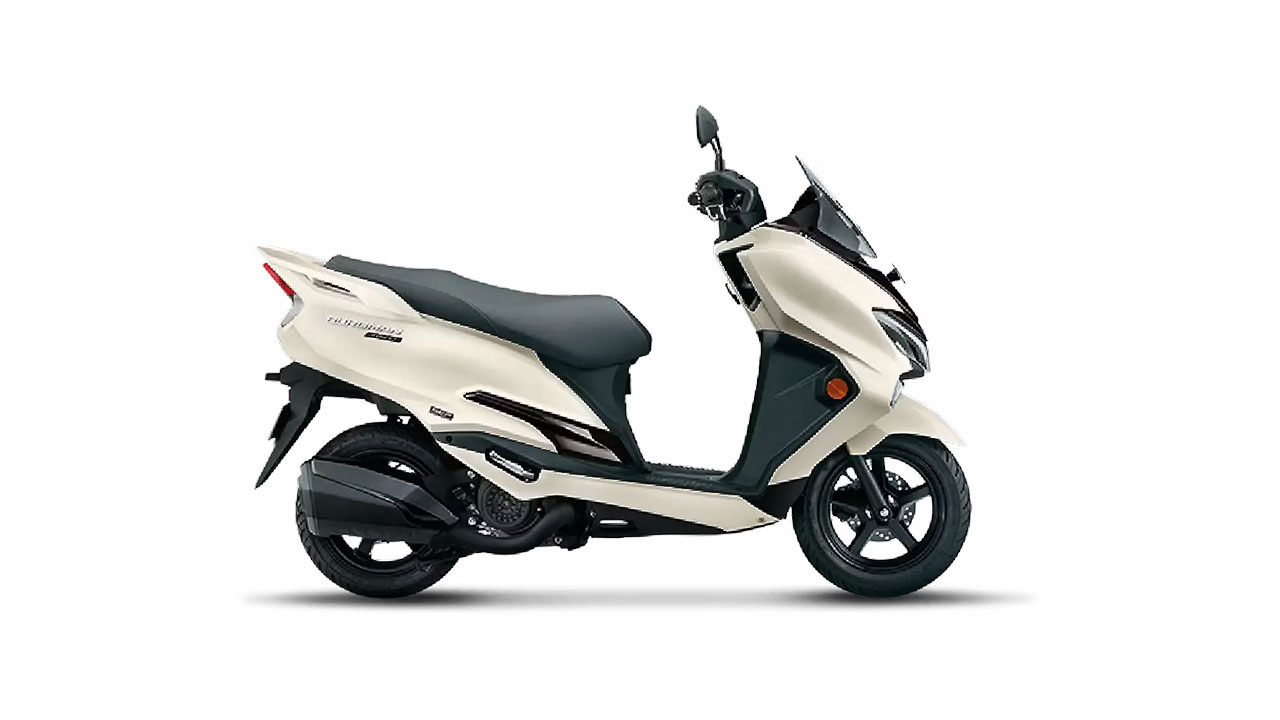 Suzuki Burgman Street 125 Prl. Grace White