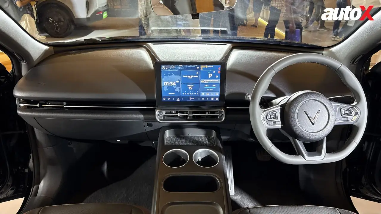 VinFast VF MPV 7 Interior.jpg