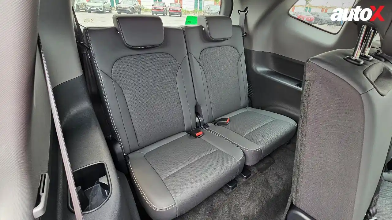 VinFast VF MPV 7 third row seats.jpg