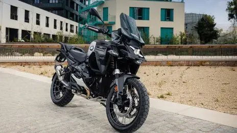 BMW R 1300 GS Adventure Dark Edition Revealed with Cosmetic Changes