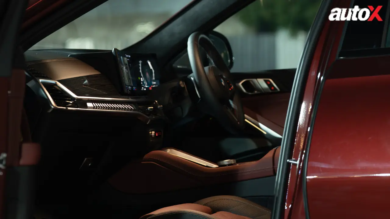 BMW X6 M60i Coupe-SUV Interior.png
