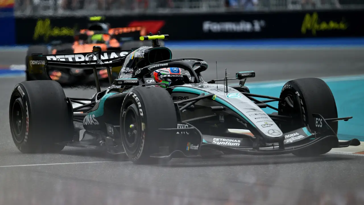 F1  1777883327948