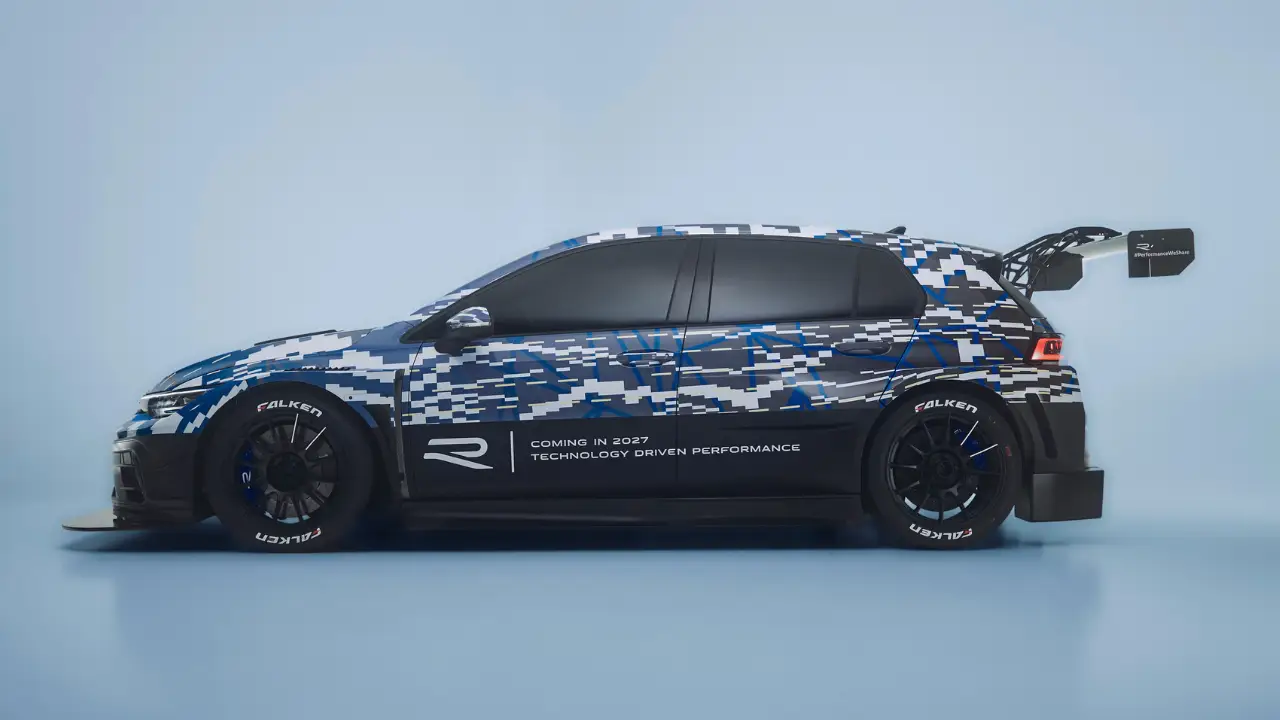 Volkswagen Golf R 24H Side.png