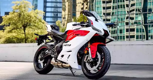 YZF R9
